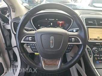 2019 Lincoln Nautilus Reserve – miniatura 10