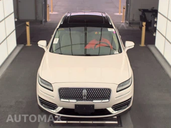 2019 Lincoln Nautilus Reserve – miniatura 2