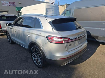 2019 Lincoln Nautilus Reserve – miniatura 2