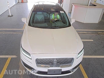 2019 Lincoln Nautilus Reserve – miniatura 2