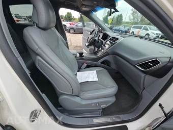 2019 Lincoln Nautilus Reserve – miniatura 8