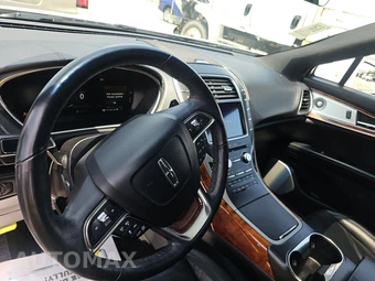 2019 Lincoln Nautilus Reserve – miniatura 11