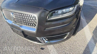 2019 Lincoln Nautilus Reserve – miniatura 22