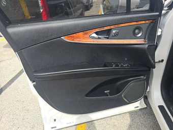 2019 Lincoln Nautilus Reserve – miniatura 9