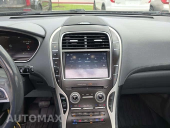 2019 Lincoln Nautilus Reserve – miniatura 10
