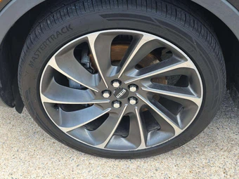 2019 Lincoln Nautilus Reserve – miniatura 24