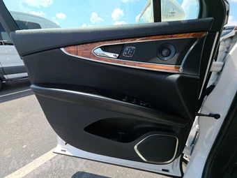 2019 Lincoln Nautilus Reserve - miniatura 9