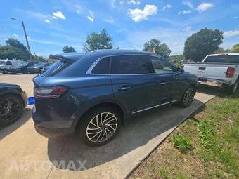2019 Lincoln Nautilus Reserve – miniatura 4