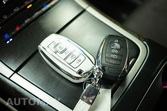 2019 Lincoln Nautilus Reserve - miniatura 29
