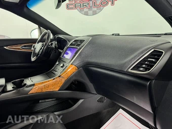 2019 Lincoln Nautilus Reserve - miniatura 12