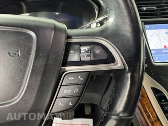 2019 Lincoln Nautilus Reserve - miniatura 16