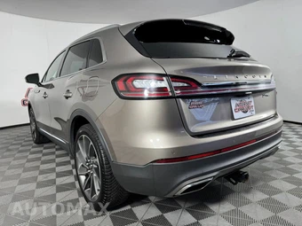 2019 Lincoln Nautilus Reserve - miniatura 28
