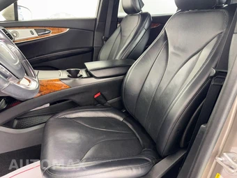 2019 Lincoln Nautilus Reserve - miniatura 33
