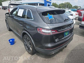 2019 Lincoln Nautilus Reserve – miniatura 2