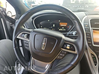 2019 Lincoln Nautilus Select – miniatura 10