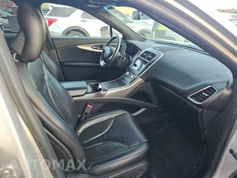 2019 Lincoln Nautilus Select – miniatura 8