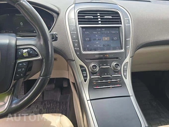 2019 Lincoln Nautilus Select – miniatura 7
