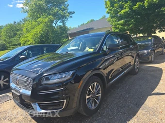 2019 Lincoln Nautilus Select