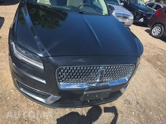 2019 Lincoln Nautilus Select – miniatura 2