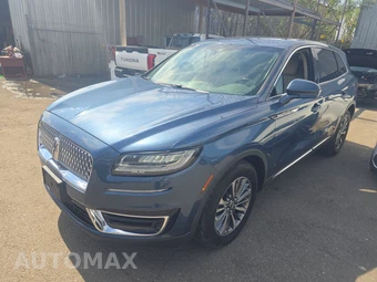 2019 Lincoln Nautilus Select