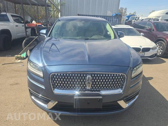 2019 Lincoln Nautilus Select – miniatura 2