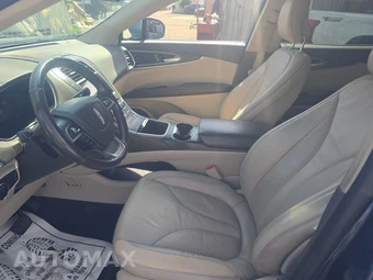 2019 Lincoln Nautilus Select – miniatura 7
