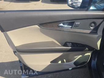 2019 Lincoln Nautilus Select – miniatura 9