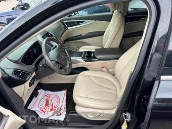 2019 Lincoln Nautilus Standard - miniatura 11