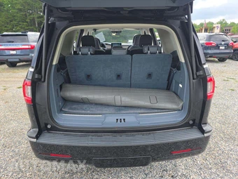 2019 Lincoln Navigator Black Label – miniatura 15