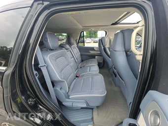 2019 Lincoln Navigator Black Label – miniatura 17