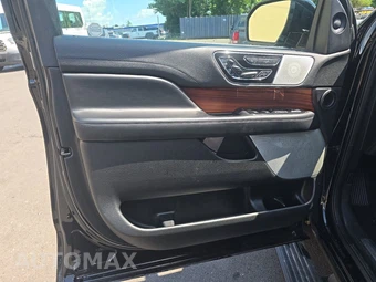 2019 Lincoln Navigator L Reserve - miniatura 9
