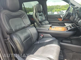 2019 Lincoln Navigator L Reserve – miniatura 8