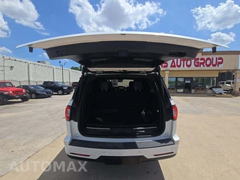 2019 Lincoln Navigator L Reserve - miniatura 12