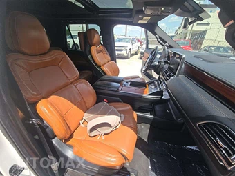 2019 Lincoln Navigator L Reserve - miniatura 16