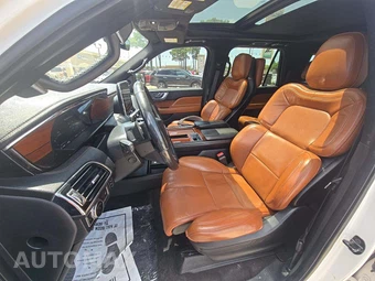 2019 Lincoln Navigator L Reserve - miniatura 3