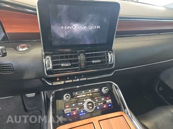 2019 Lincoln Navigator L Reserve – miniatura 11