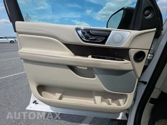2019 Lincoln Navigator L Reserve – miniatura 9