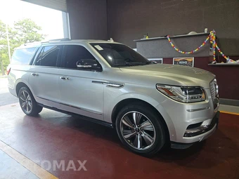 2019 Lincoln Navigator L Select - miniatura 3