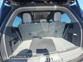 2019 Lincoln Navigator Reserve – miniatura 17