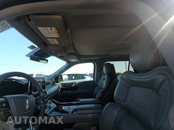 2019 Lincoln Navigator Reserve – miniatura 18