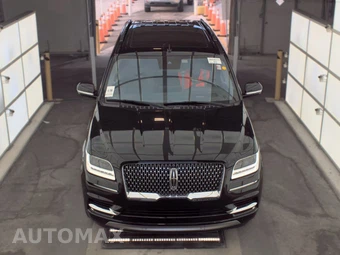 2019 Lincoln Navigator Reserve – miniatura 2