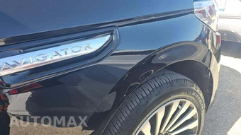 2019 Lincoln Navigator Reserve – miniatura 25
