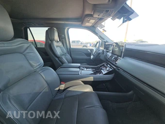 2019 Lincoln Navigator Reserve – miniatura 8