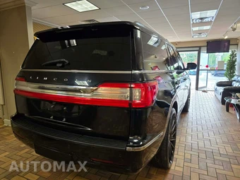2019 Lincoln Navigator Reserve - miniatura 13