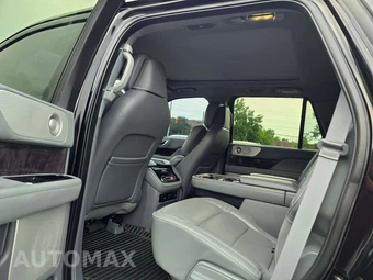 2019 Lincoln Navigator Reserve - miniatura 24