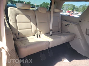 2019 Lincoln Navigator Reserve – miniatura 14