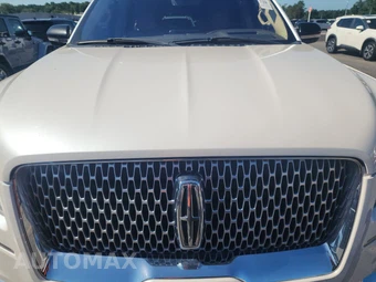2019 Lincoln Navigator Reserve – miniatura 16