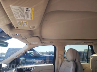 2019 Lincoln Navigator Reserve – miniatura 19