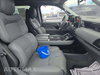 2019 Lincoln Navigator Reserve – miniatura 19