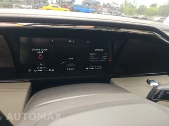 2019 Lincoln Navigator Reserve - miniatura 12